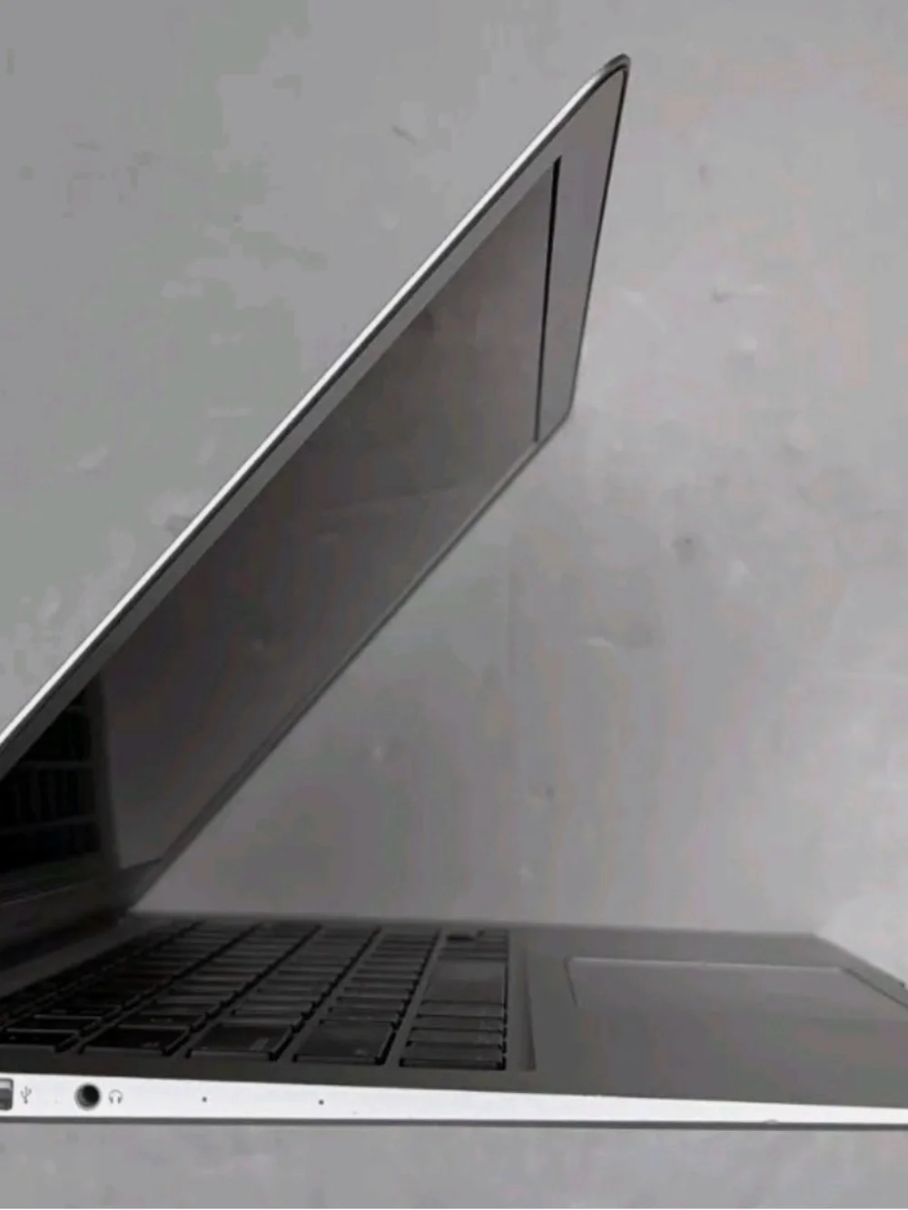 Apple 13” MacBook Air